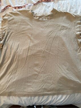 a new day Beige Short Sleeve Crewneck Tee